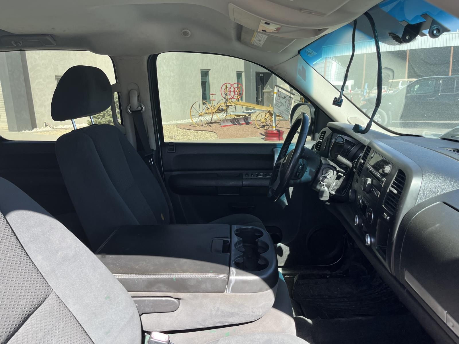 ./imagenes/INVOICE/2019/17999/GMC SIERRA 1500 SLE (16).JPG